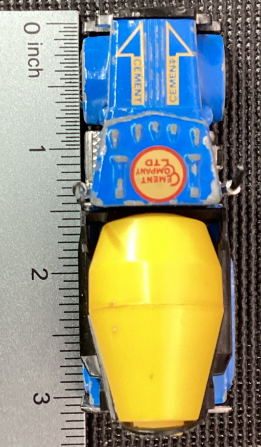 Matchbox SUPERFAST PETERBILT CEMENT CO. LTD BLUE TRUCK