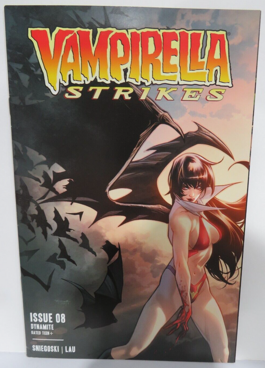 Vampirella Strikes #8 Cover B - Dynamite Comic