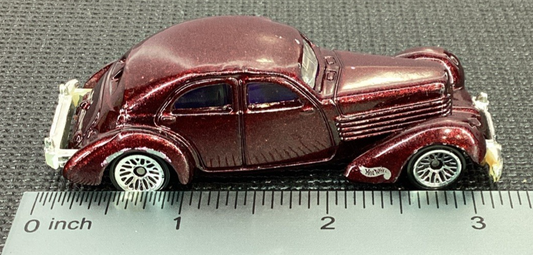 1996 Hot Wheels '36 Cord Sedan - 1/64 Maroon Flake
