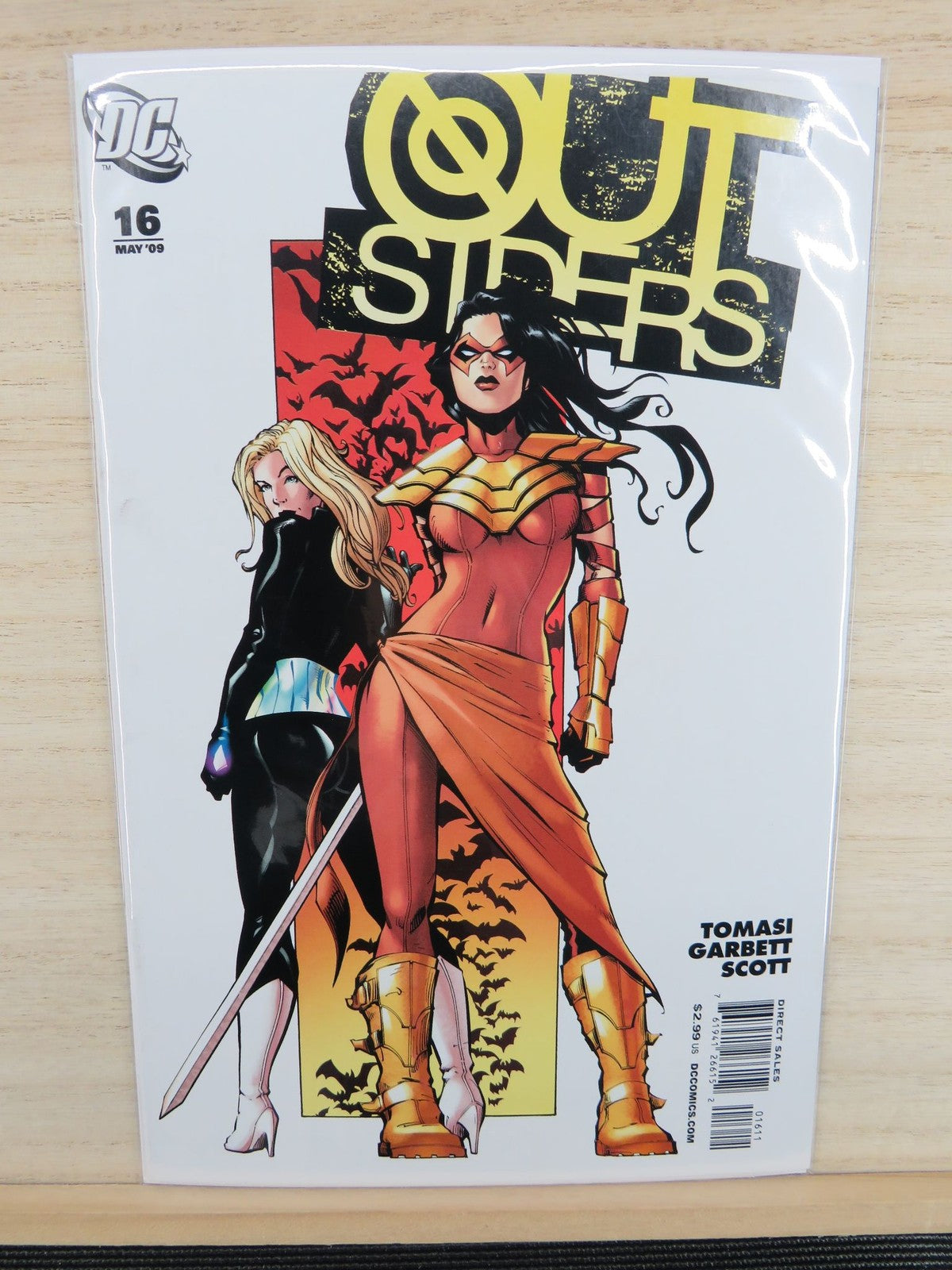 Outsiders #16 May 2009 - DC Comic