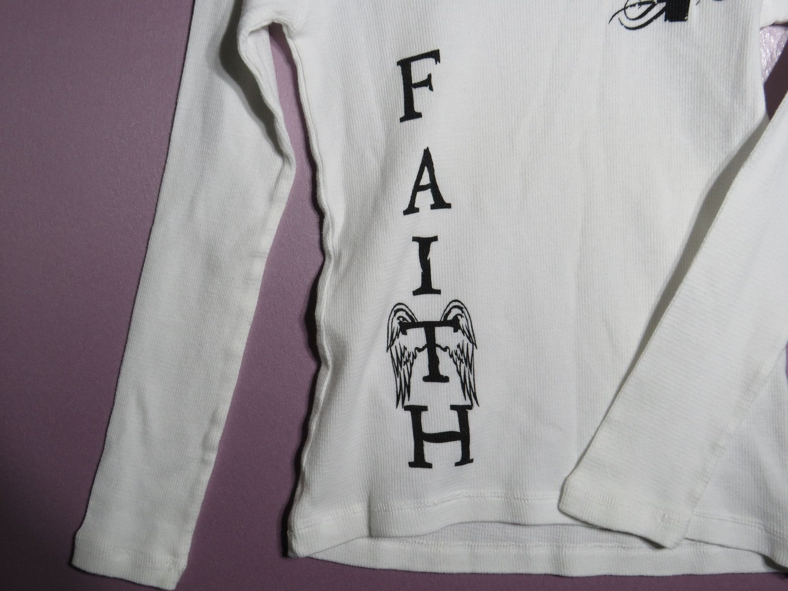 Bay Beauty Thermal Shirt - Women's Small - Long Sleeve Faith Cross Graphic