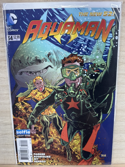 Aquaman 34 - The New 52 - DC Comic - Selfie Variant Cover - 2014