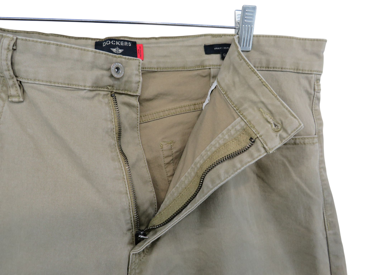 Dockers Pants Men's 38x32 Straight Khaki Chino Flat Front Zip Fly Casual W38 L32