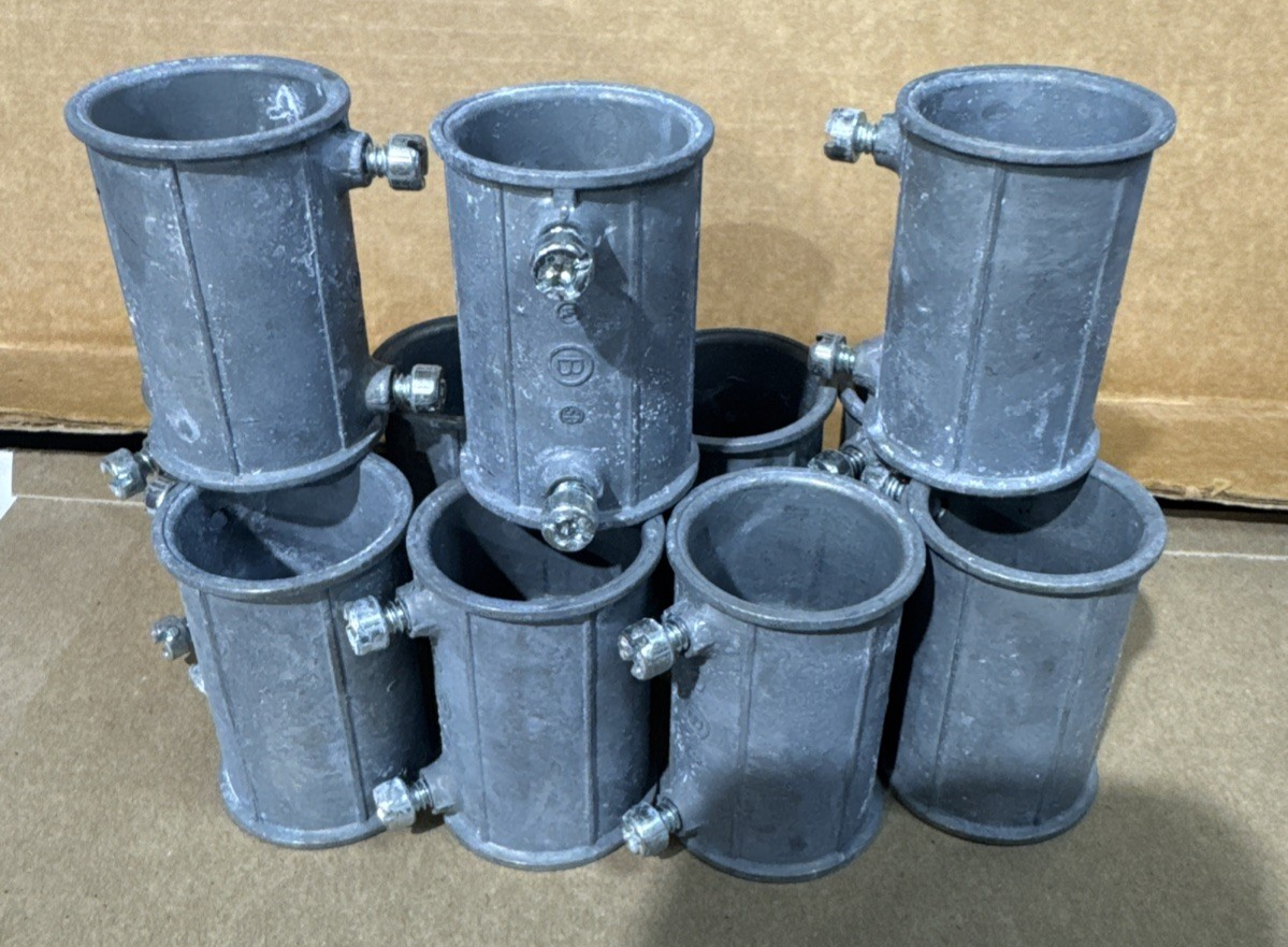 Bridgeport 242-DC 1” EMT Coupling Set Screw Concrete Tight - Pack Of 11 Pieces