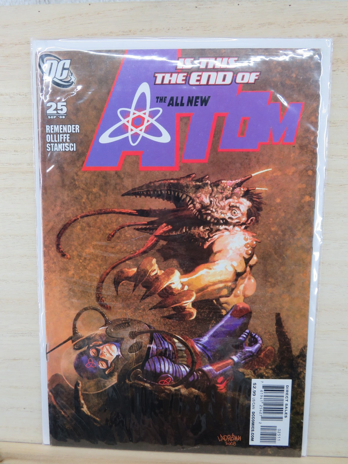 The All New Atom #25 - September 2008 - DC Comic