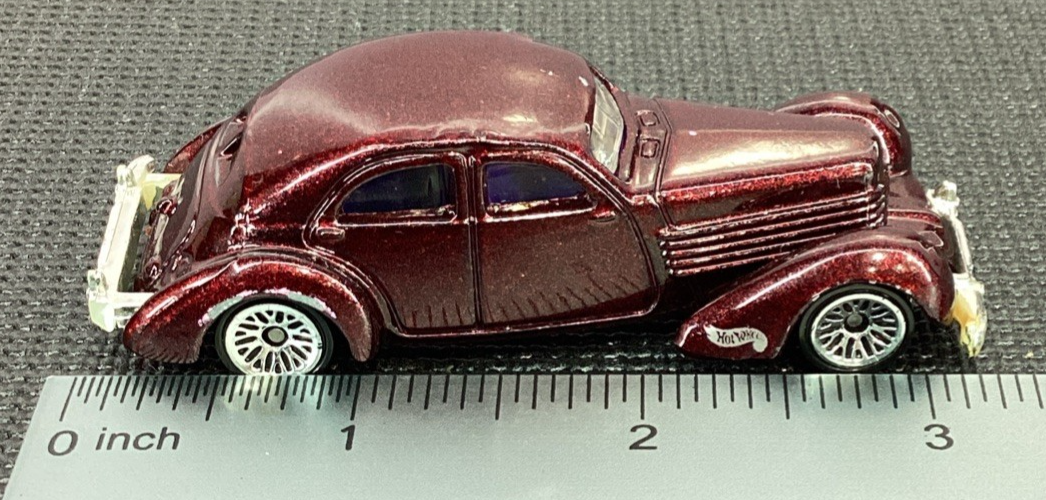 1996 Hot Wheels '36 Cord Sedan - 1/64 Maroon Flake1