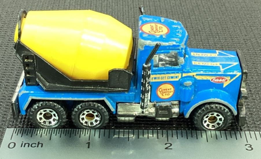 Matchbox SUPERFAST PETERBILT CEMENT CO. LTD BLUE TRUCK
