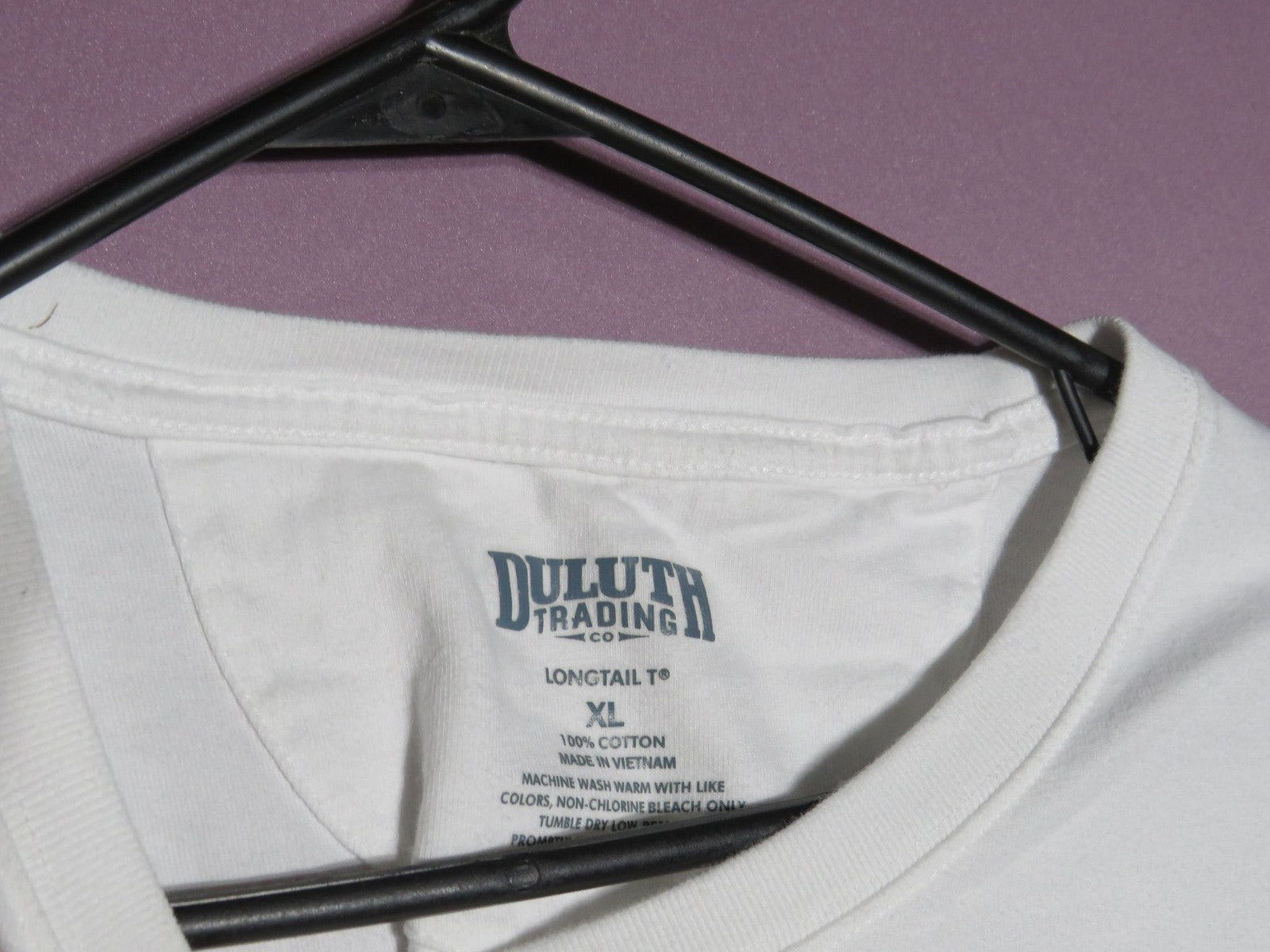Duluth Trading Co T Shirt - Men's XL Longtail - Short Sleeve Crewneck White