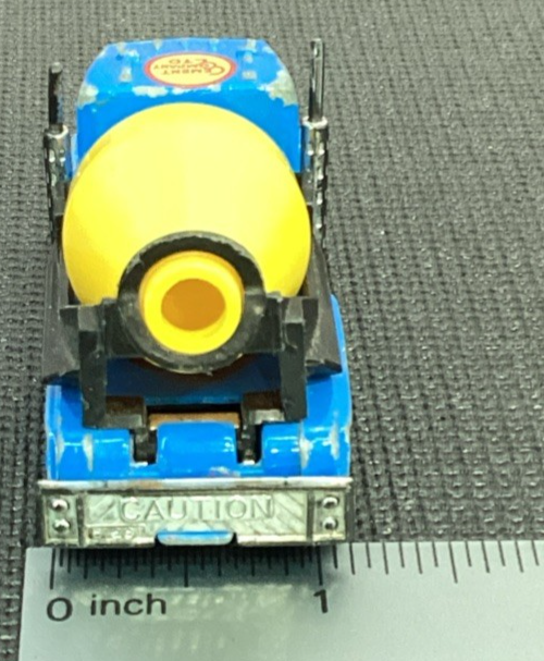Matchbox SUPERFAST PETERBILT CEMENT CO. LTD BLUE TRUCK