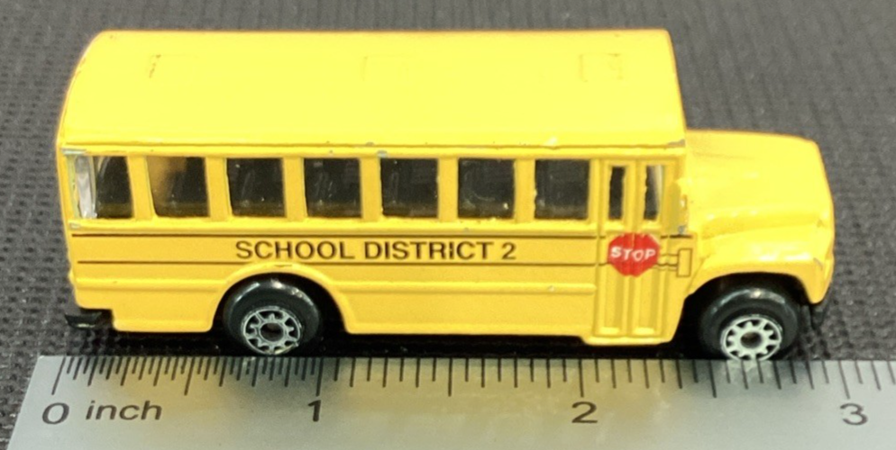 2008 Maisto School Bus Yellow
