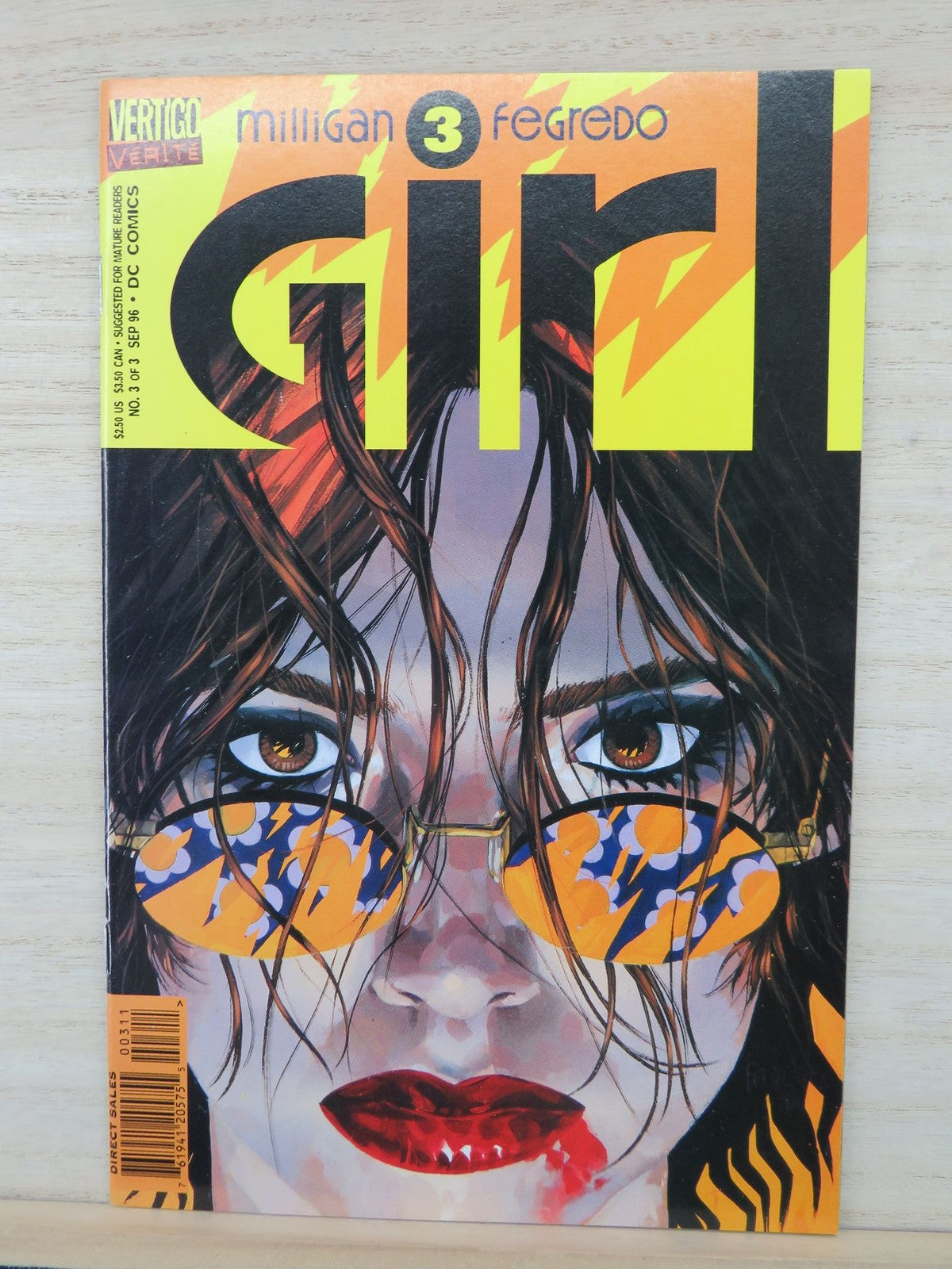 Girl #3 - September 1996 - Vertigo Comic