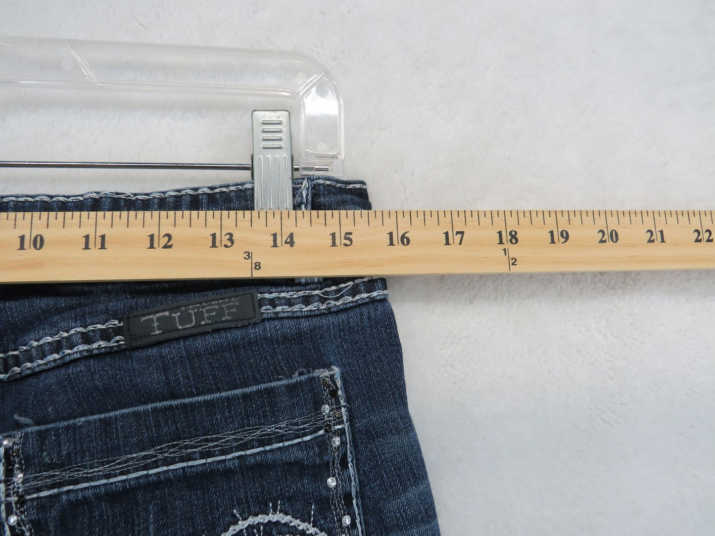 Cowgirl Tuff Co Jeans Women's W:30 L:33 Bootcut Embroidered Sequin Back Pockets