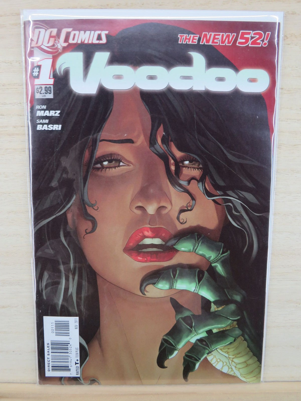 Voodoo #1 The New 52 Nov 2011 - DC Comic
