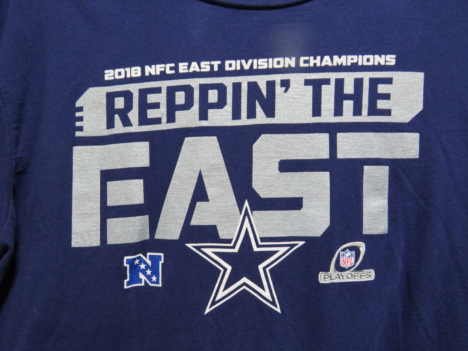 Dallas Cowboys Reppin' the East T Shirt - Men’s Medium