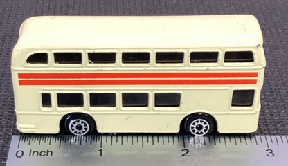 Maisto Daimler Double Decker Tour Sightseeing Bus