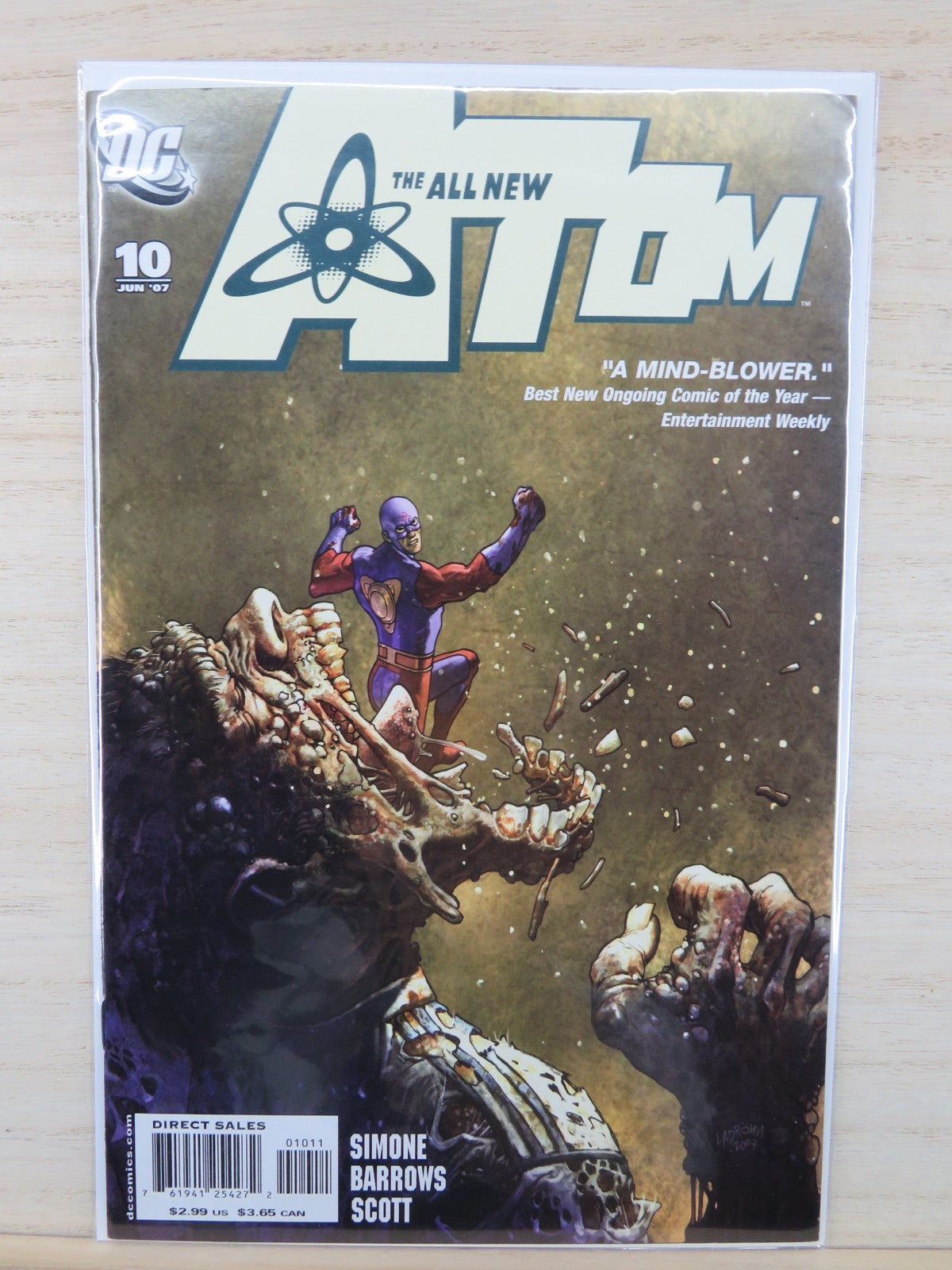The All New Atom #10 - June 2007 - DC Comic