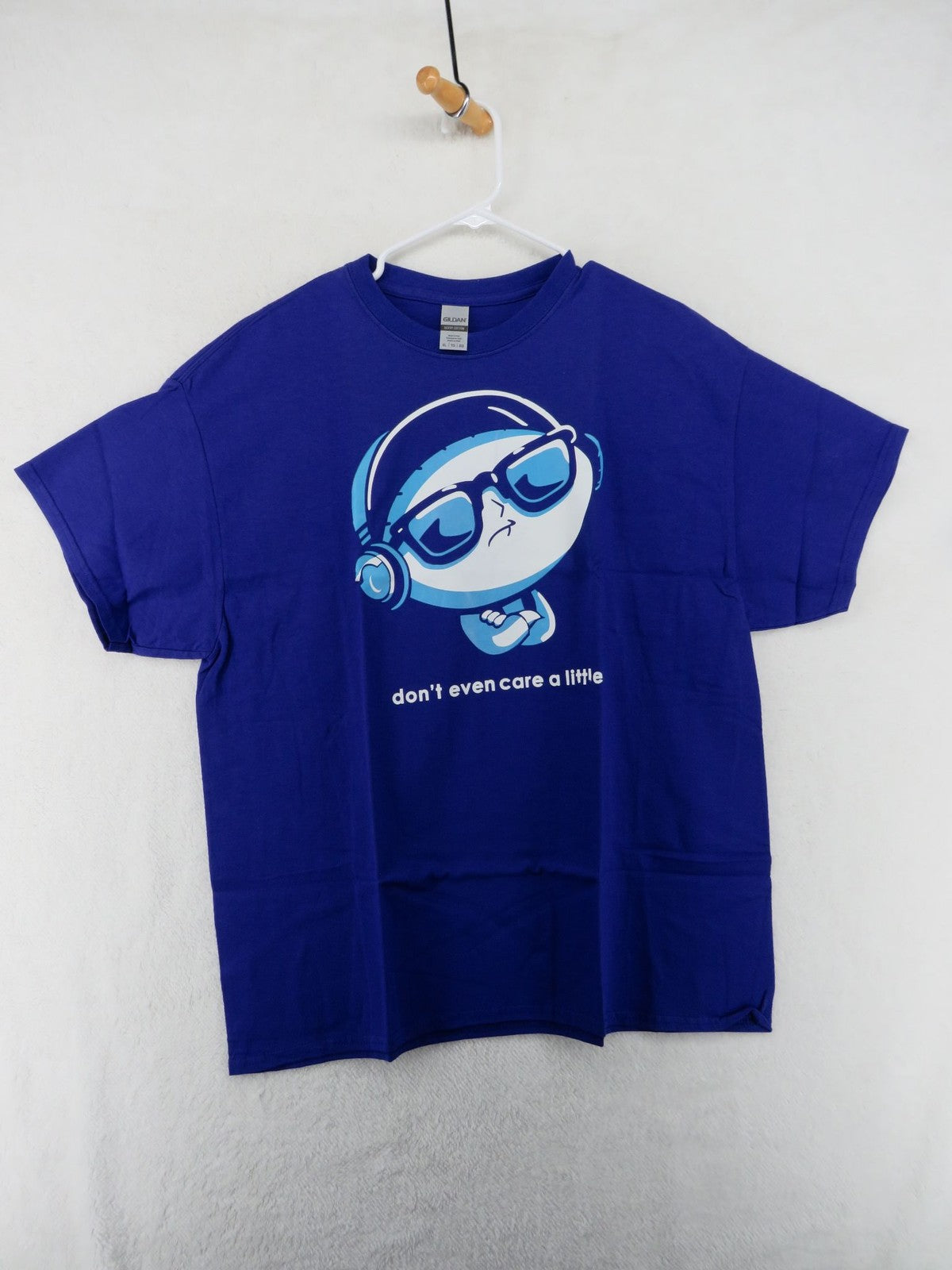 Gildan T-Shirt Mens XL Blue Short Sleeve Dont Even Care A Little Graphic Tee0