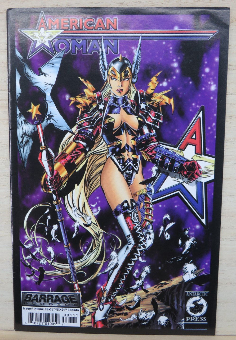 AMERICAN WOMAN #1 - 1998 - BARRAGE STUDIOS ANTARCTIC PRESS Comic
