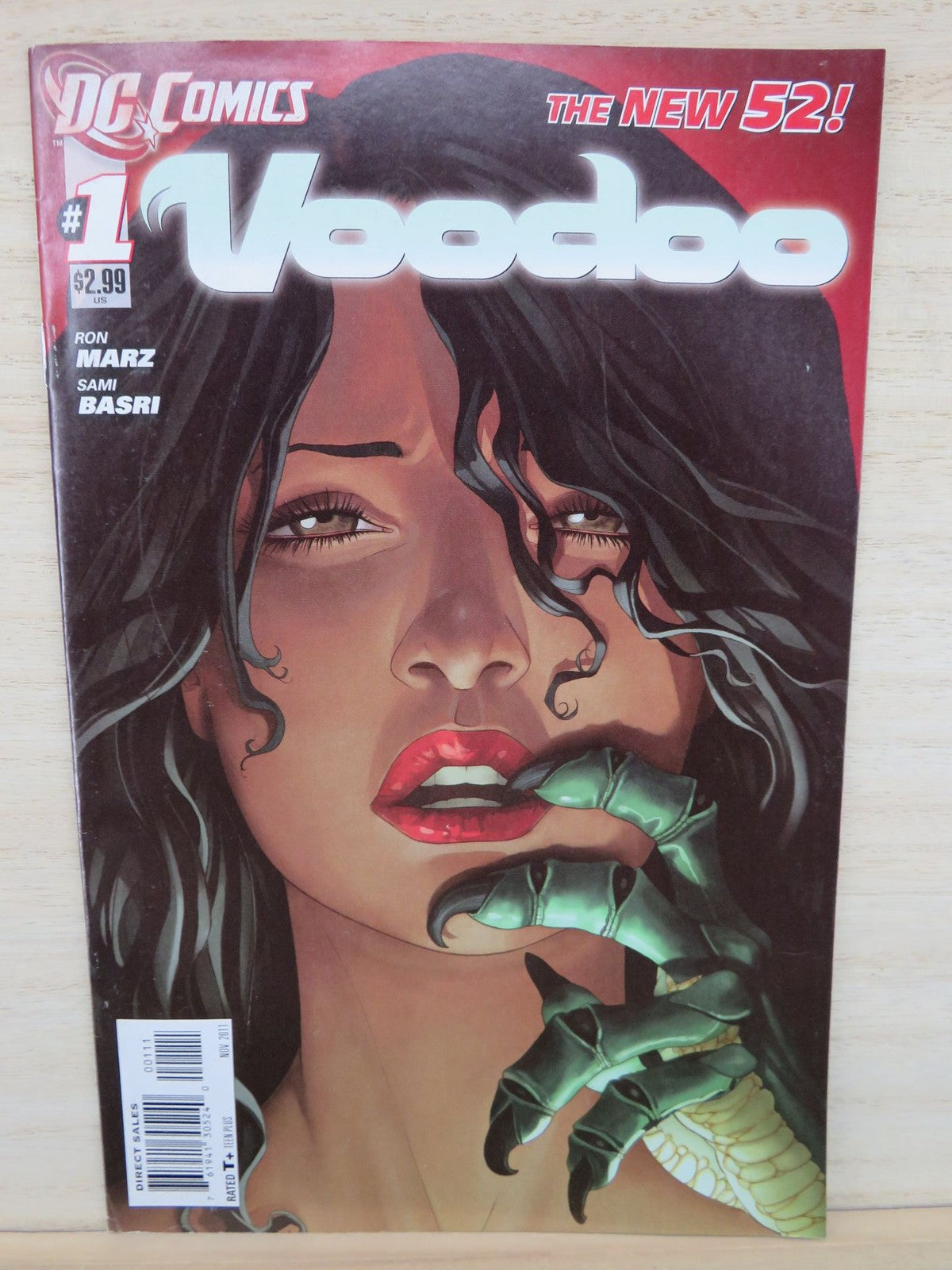 Voodoo #1 The New 52 Nov 2011 - DC Comic