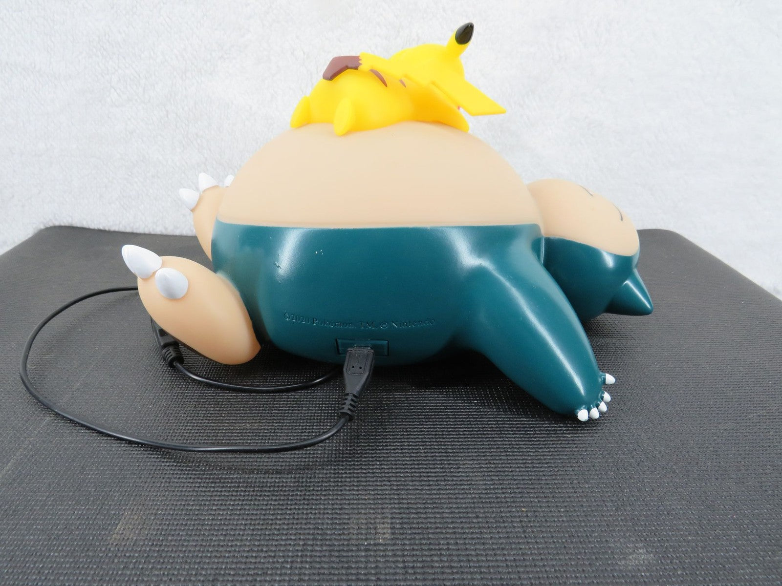 Pokemon Sleeping Snorlax & Pikachu 3D Night Light w/ USB Plug