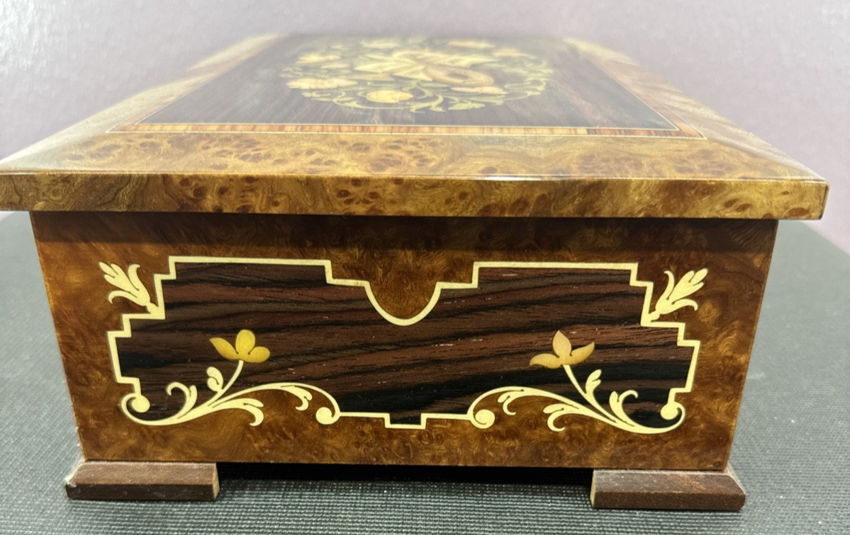 Reuge Music Disc Music Box With Extra Discs Hand Made 12-1/2" x 8" x 4"