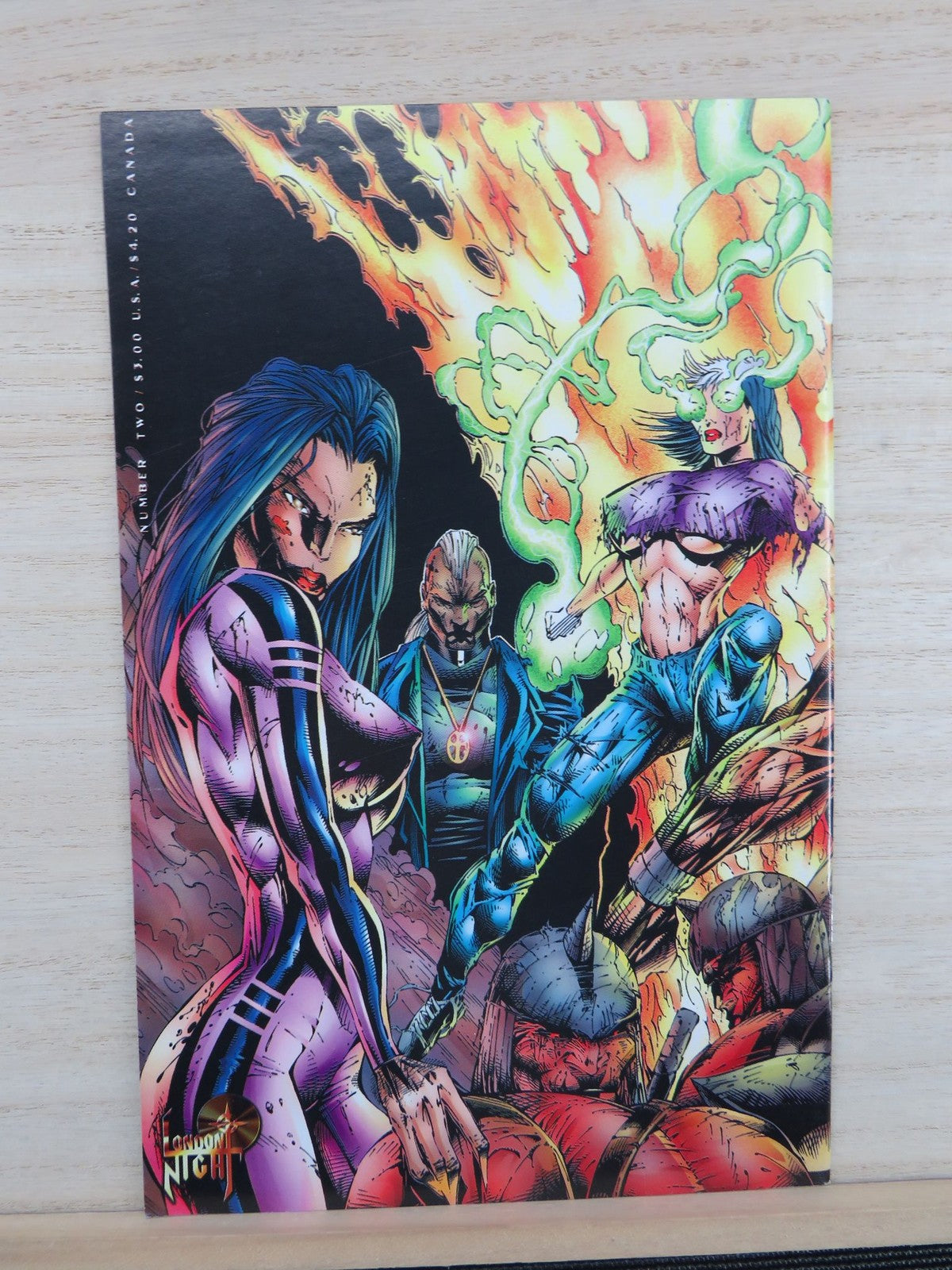 Everette Hartsoe's Knight Shift - London Night Comic