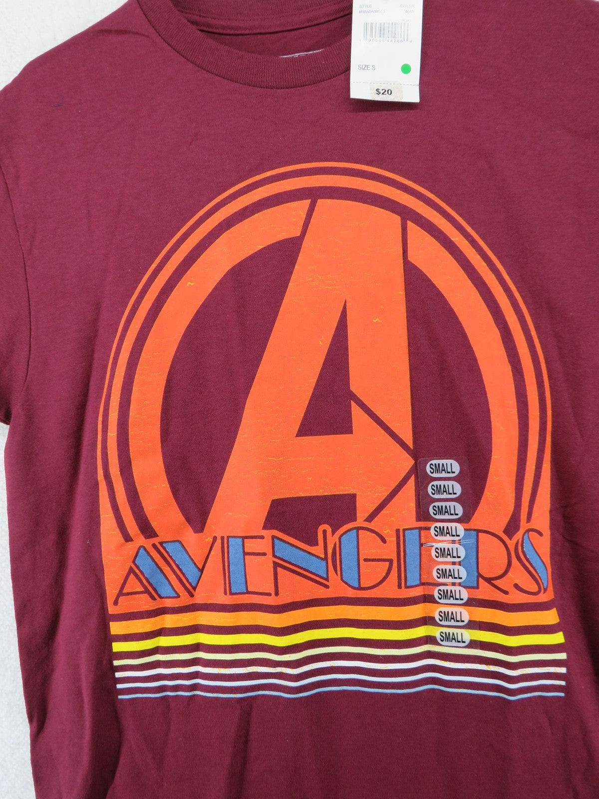 Marvel Avengers Men's Small Graphic T-Shirt1