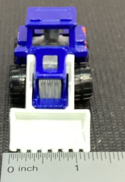 MATCHBOX MB39 MUIR HILL SHOVEL NOSE TRACTOR