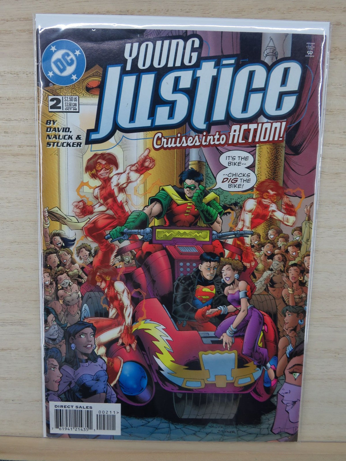 Young Justice #2 Cruises into Action - Oct 1998 - DC Comic
