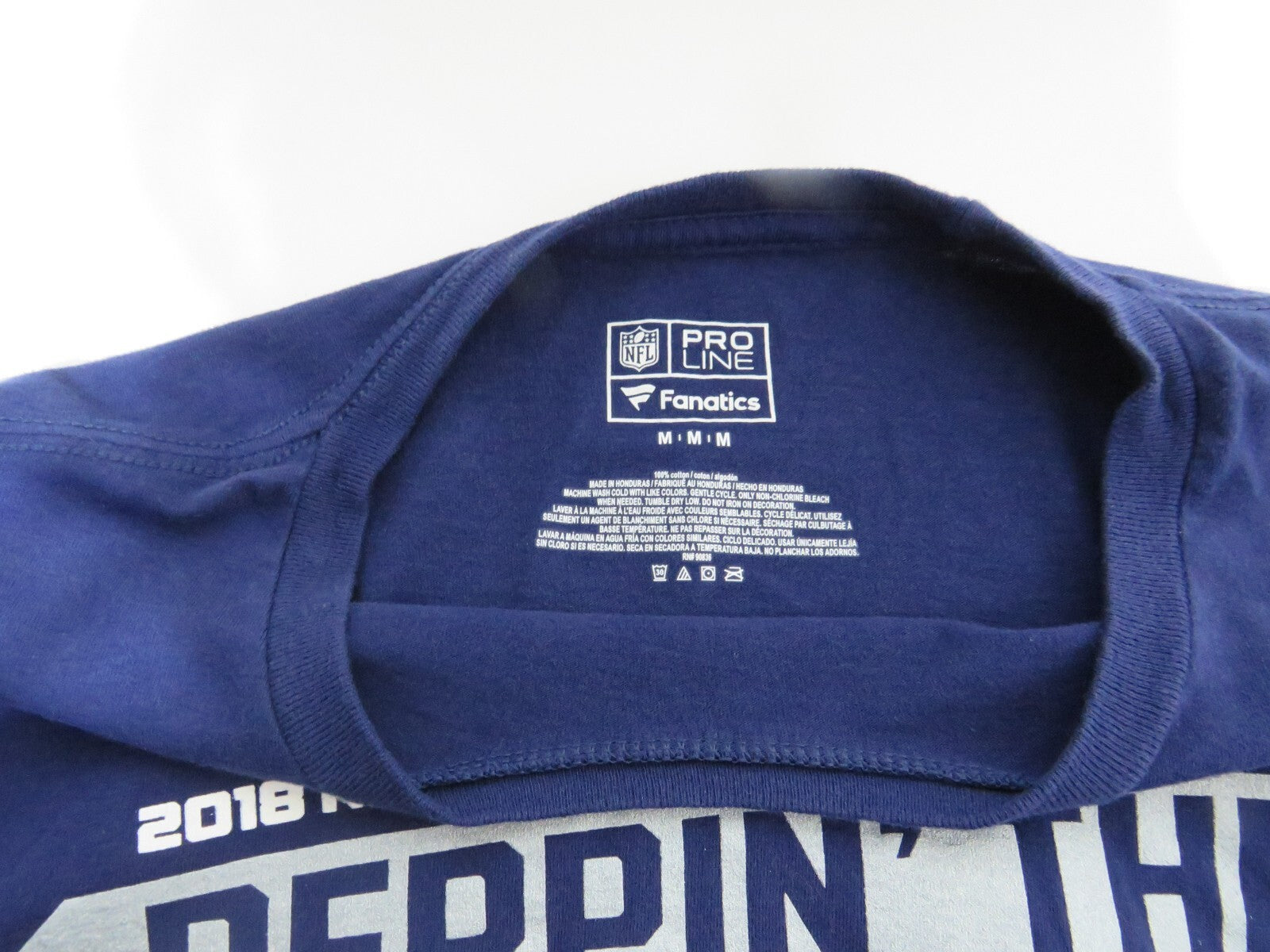 Dallas Cowboys Reppin' the East T Shirt - Men’s Medium