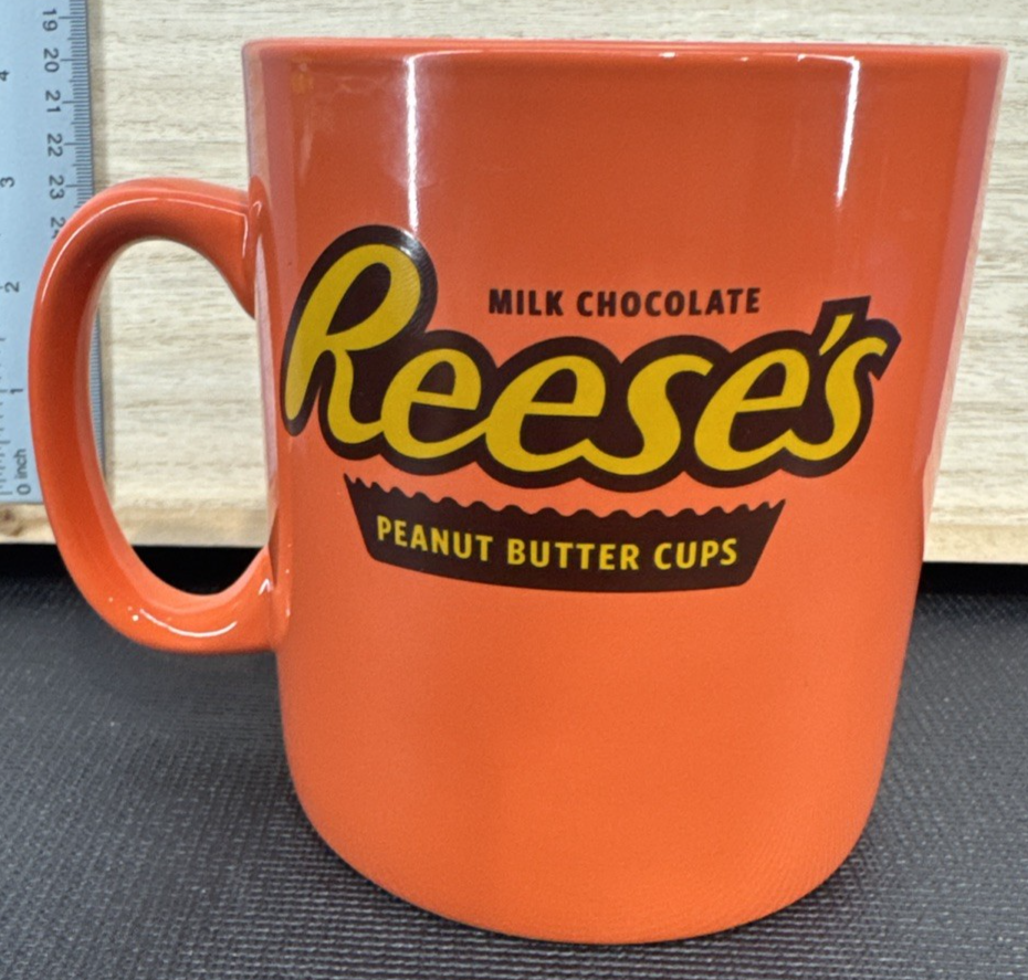 Huge Hershey's Milk  Chocolate Reeses Peanut Butter Cups Coffee Cup