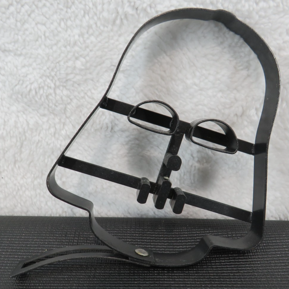 Star Wars Metal Pancake Mold - William Sonoma - Darth Vader