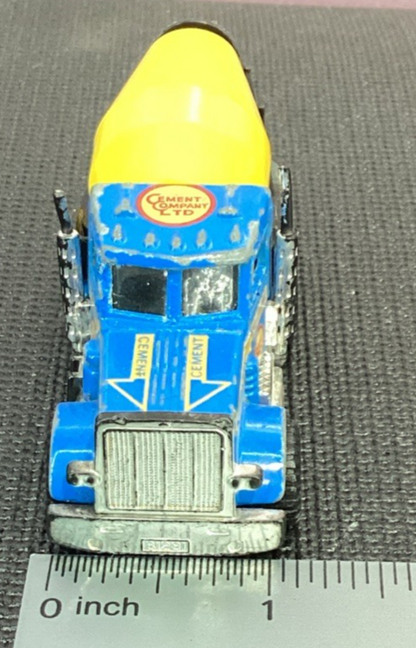 Matchbox SUPERFAST PETERBILT CEMENT CO. LTD BLUE TRUCK