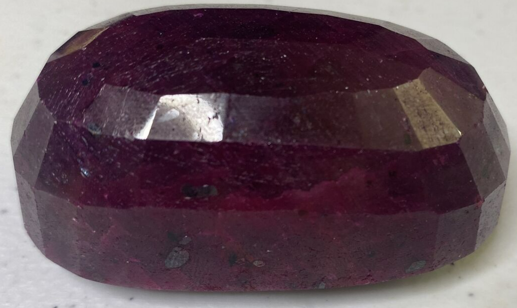 Ruby Corundum Oval Shape - Faceted - 898.15 Carats - GLA Certified