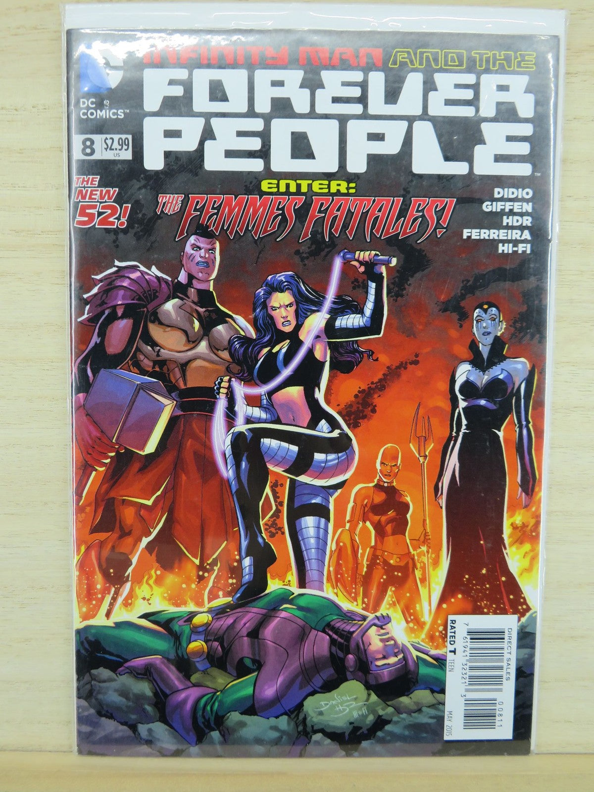 Infinity Man and The Forever People #8 May 2015 - DC Comic