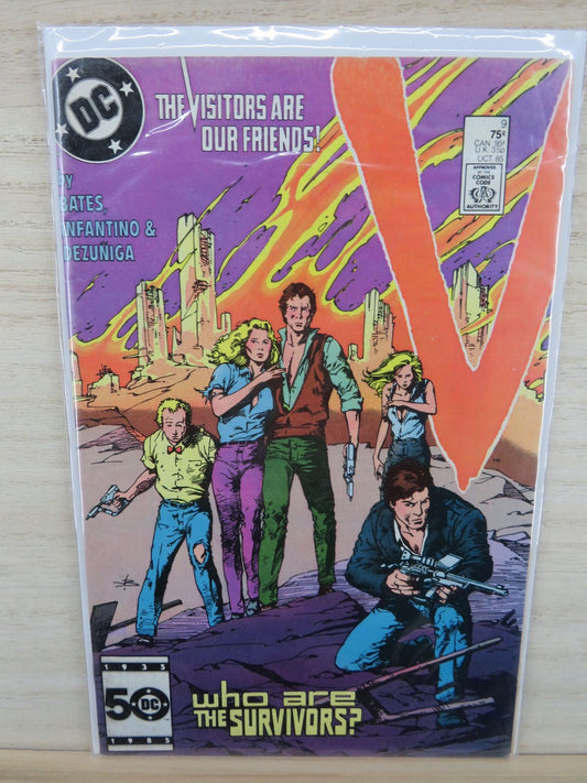 V #9 Oct 1985 The Visitors Are Our Friends! - DC Comic