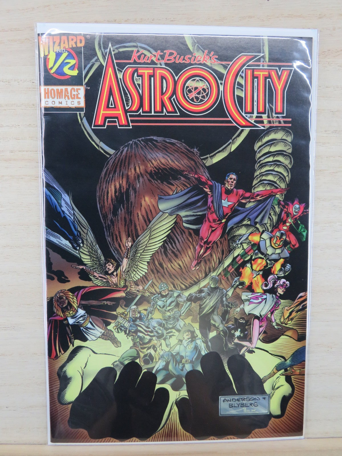 ASTRO CITY 1/2 - HOMAGE COMIC