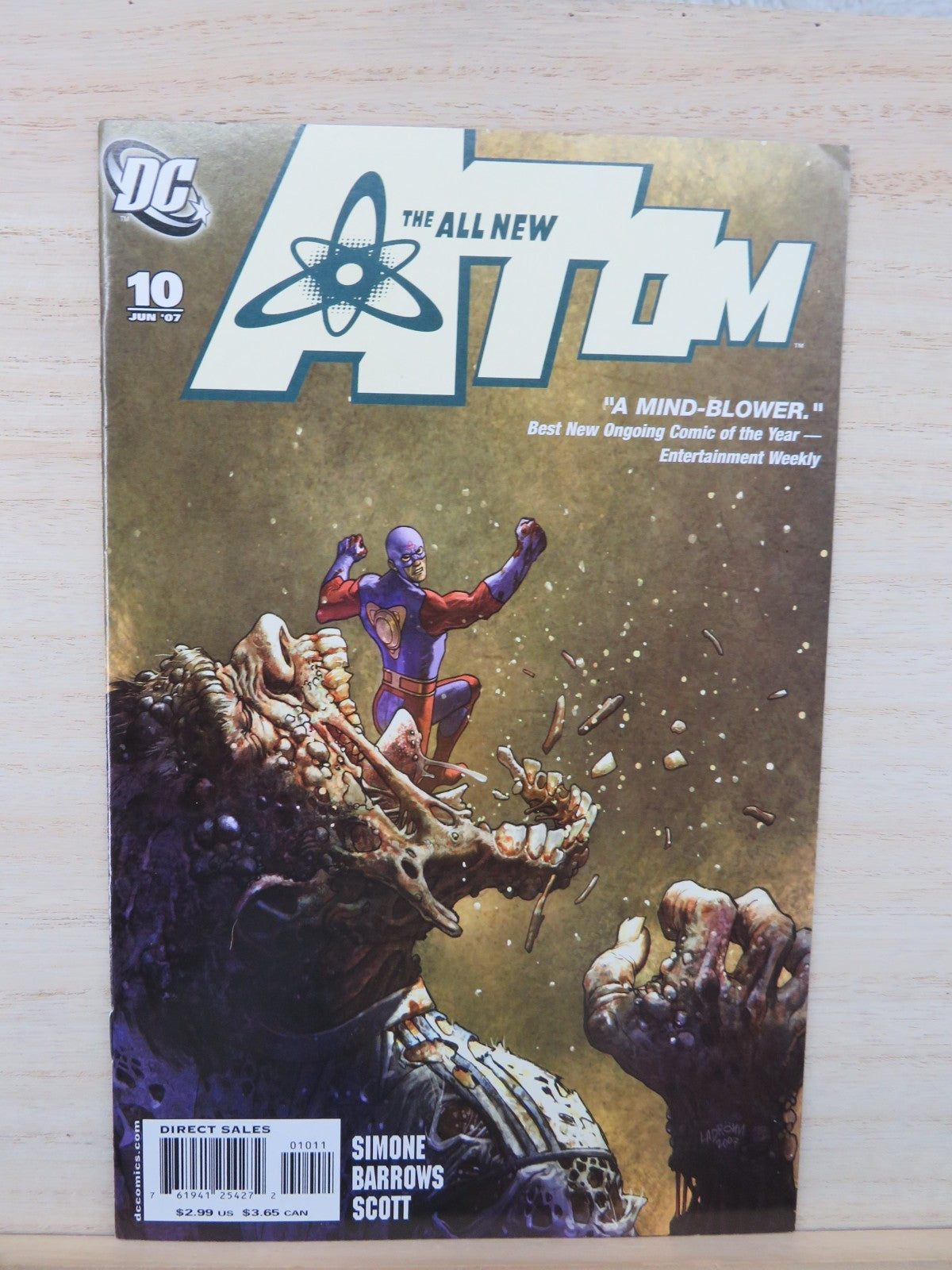 The All New Atom #10 - June 2007 - DC Comic