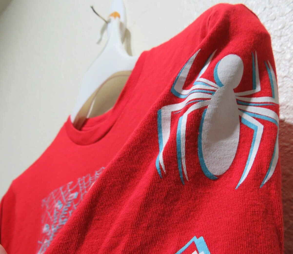 Marvel The Amazing Spider Man Long Sleeve Shirt - Youth XL