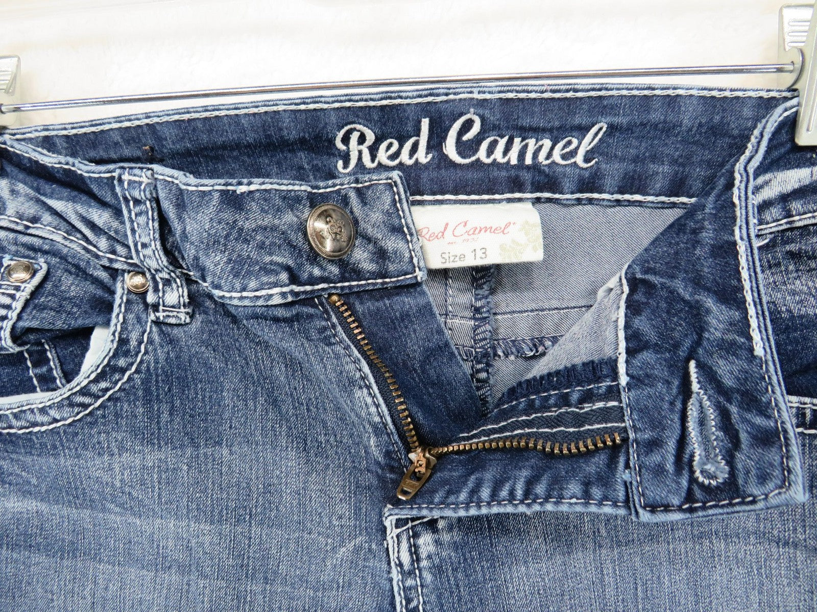Red Camel Jeans Women's Size 13 - Embroidered Back Pocket Rhinestone Blue