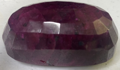 Ruby Corundum Oval Shape - Faceted - 898.15 Carats - GLA Certified