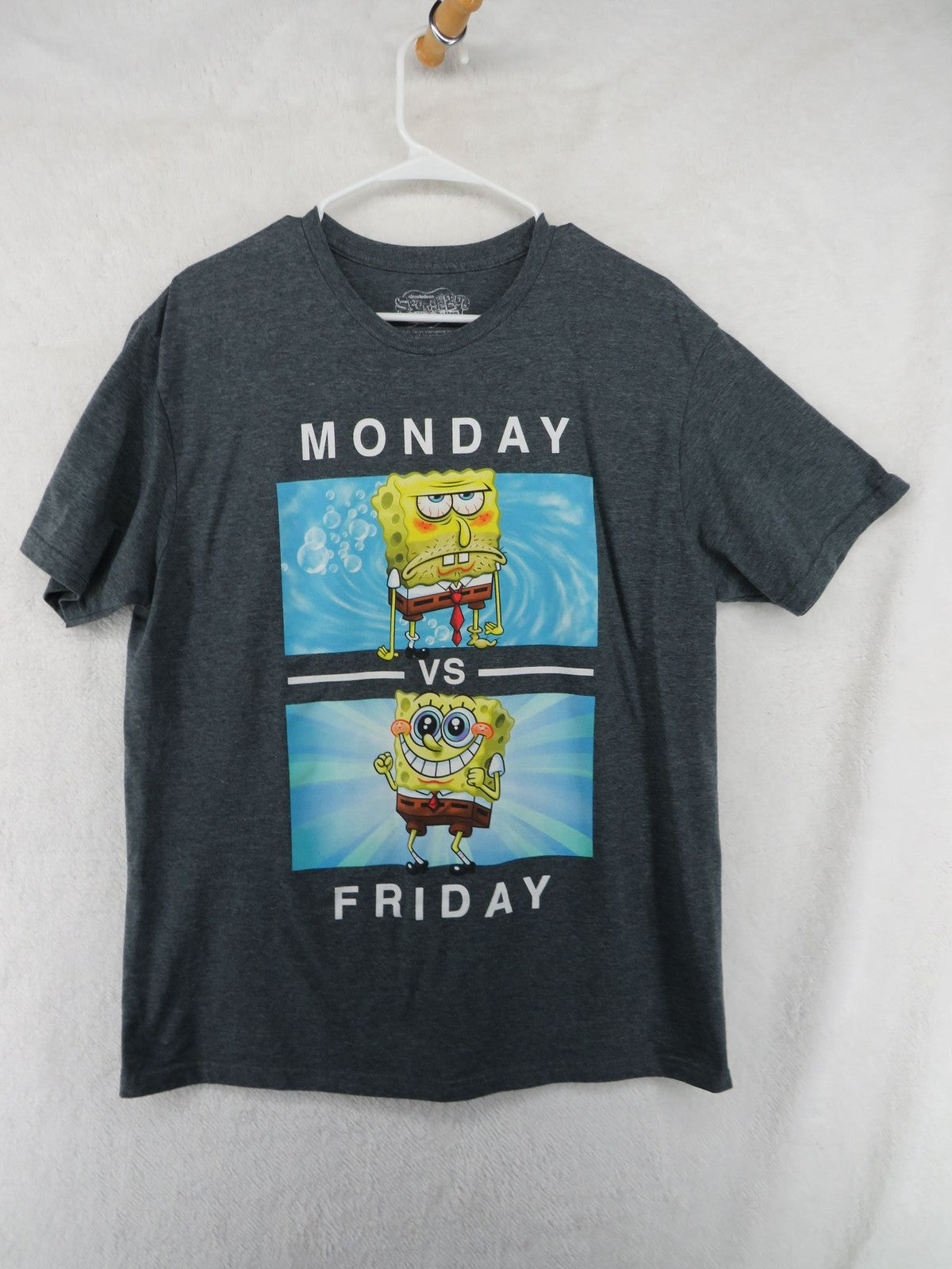SpongeBob T-Shirt Men's Large - Monday VS Friday Graphic Tee