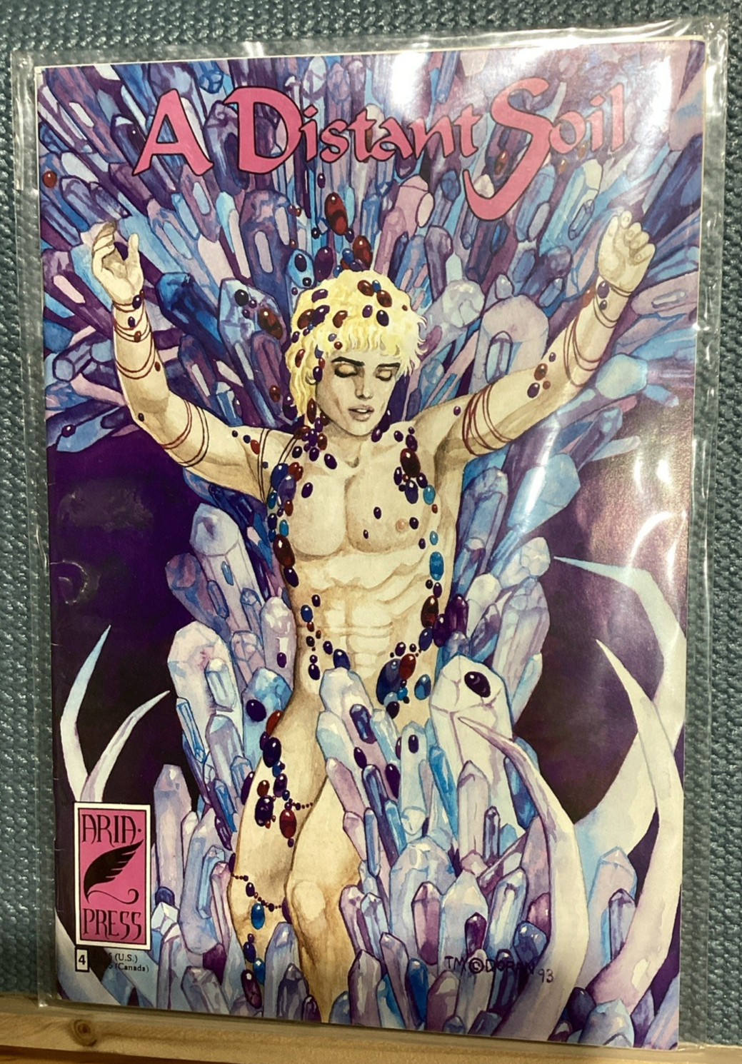 A DISTANT SOIL #4 - Aria Press Comic - 1992