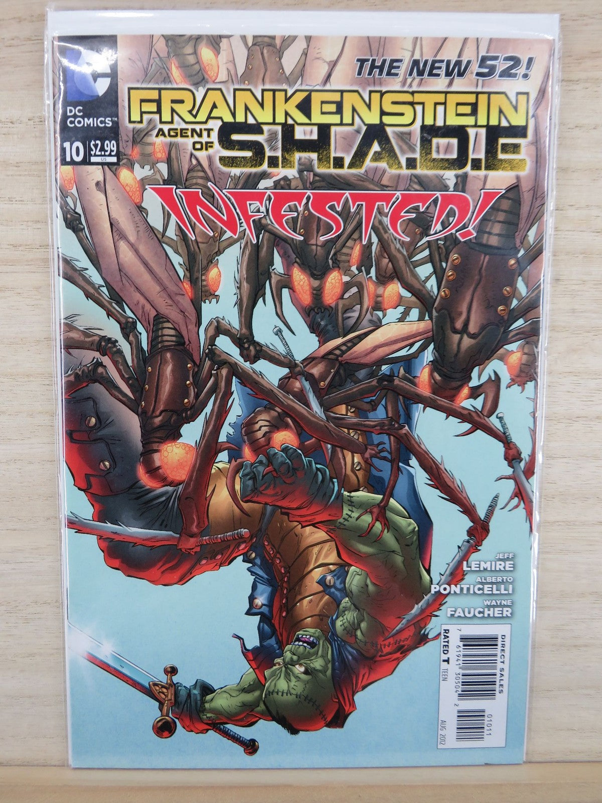 Frankenstein Agent of S.H.A.D.E #10 Aug 2012 Infested The New 52 - DC Comic