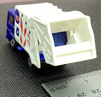 MATCHBOX 1:64 DIE-CAST 1979 REFUSE TRUCK - RED WHITE BLUE FLAG