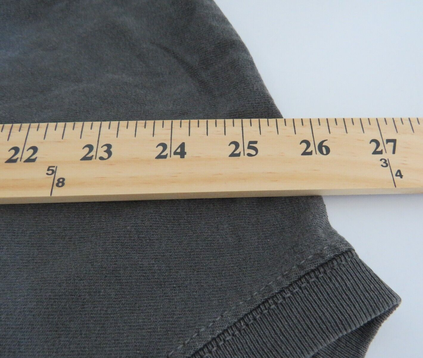 Marvel Avengers T Shirt - Size Large