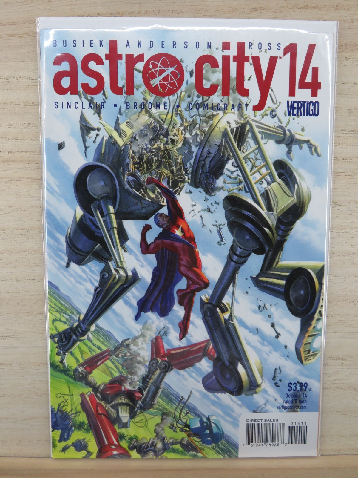 Astro City #14 - October - Vertigo Comic
