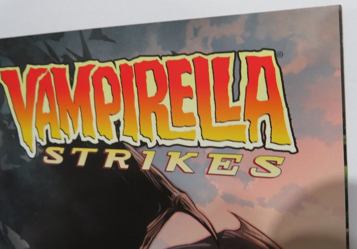 Vampirella Strikes #8 Cover B - Dynamite Comic