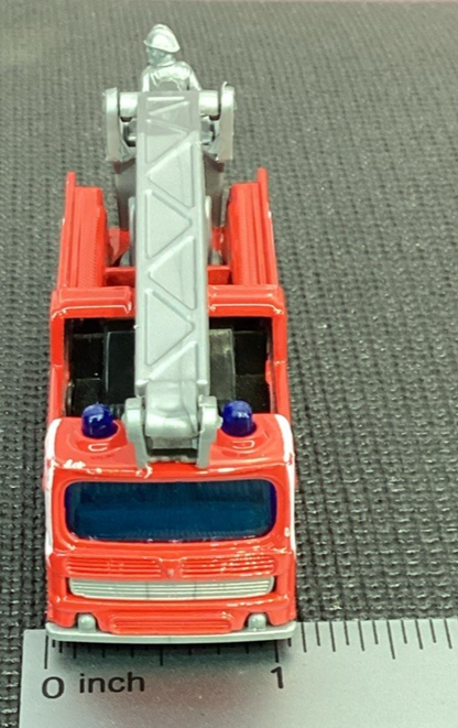 1981 Matchbox Snorkel Fire Truck 1091 - Metro Alarm MA-ST1
