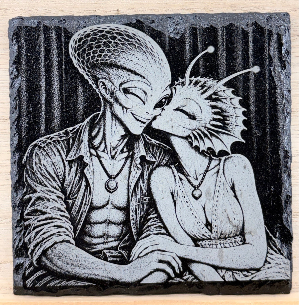 Slate Coaster - Alien Kiss